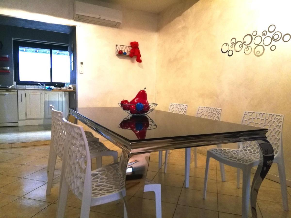 הוילה Casa Blanca A סיג'אן מראה חיצוני תמונה
