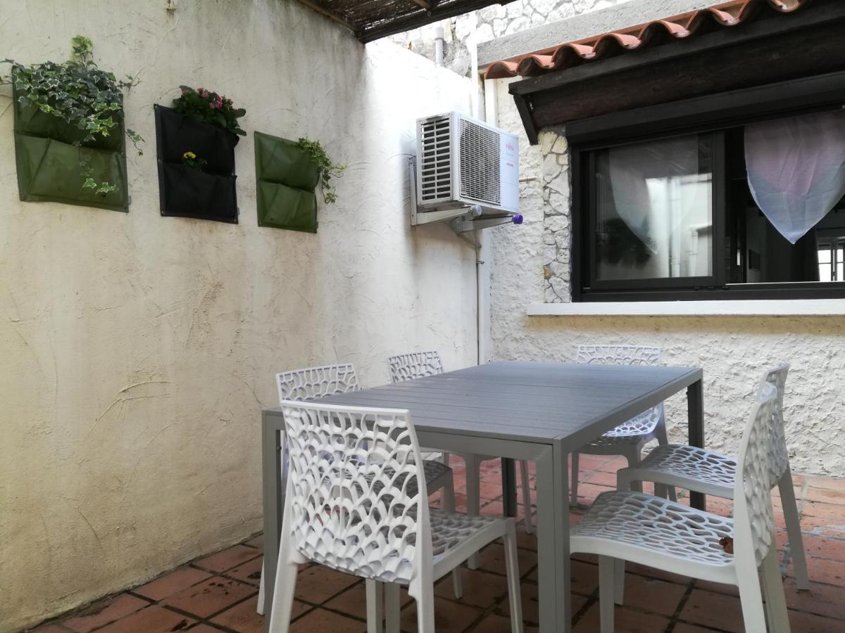 הוילה Casa Blanca A סיג'אן מראה חיצוני תמונה